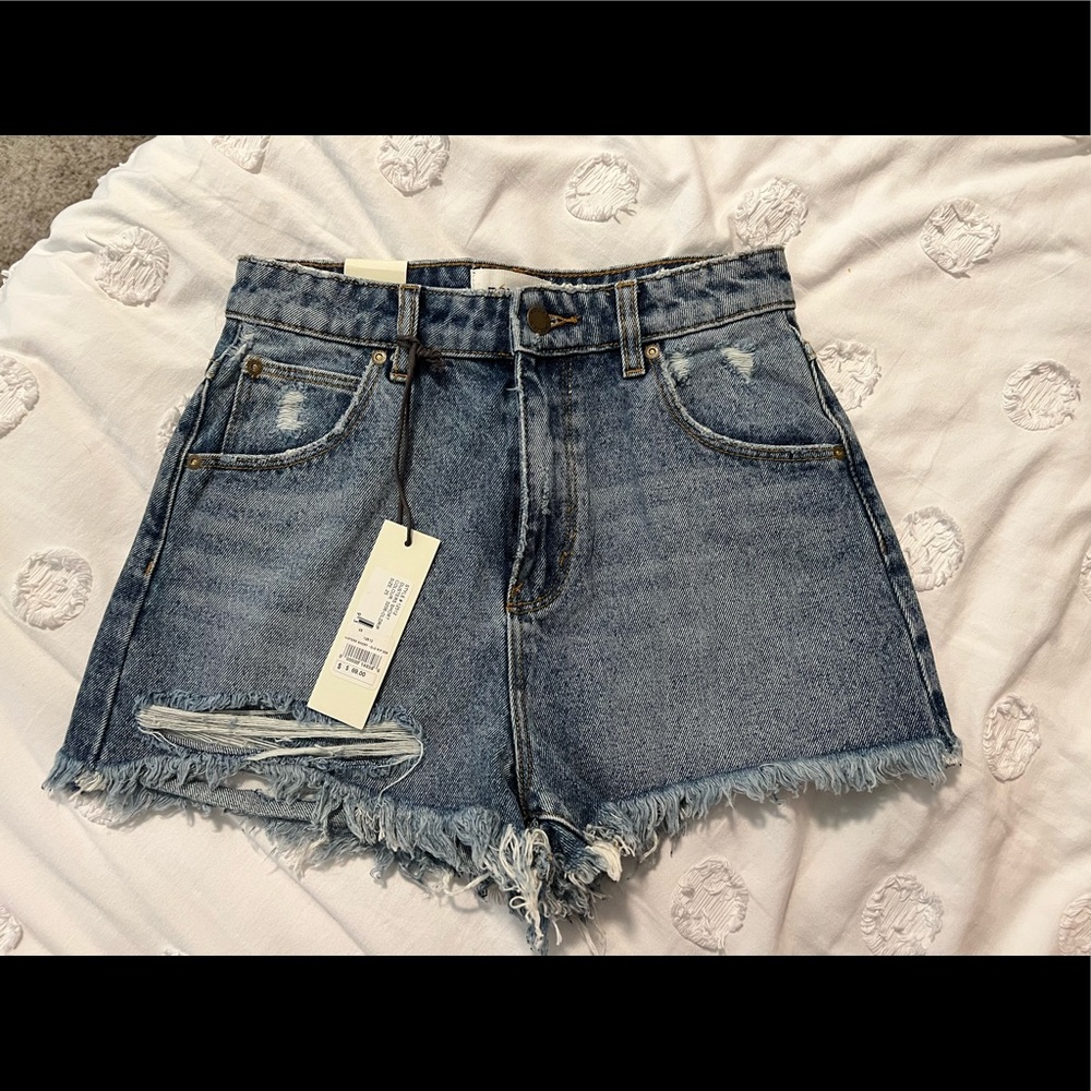 Rolla’s High Rise Denim Shorts!!!